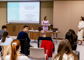 is-vest-business-studies-galerija-3 is-vest-business-studies-galerija-3