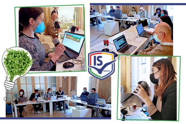 IS-fea-vest-teach-the-future